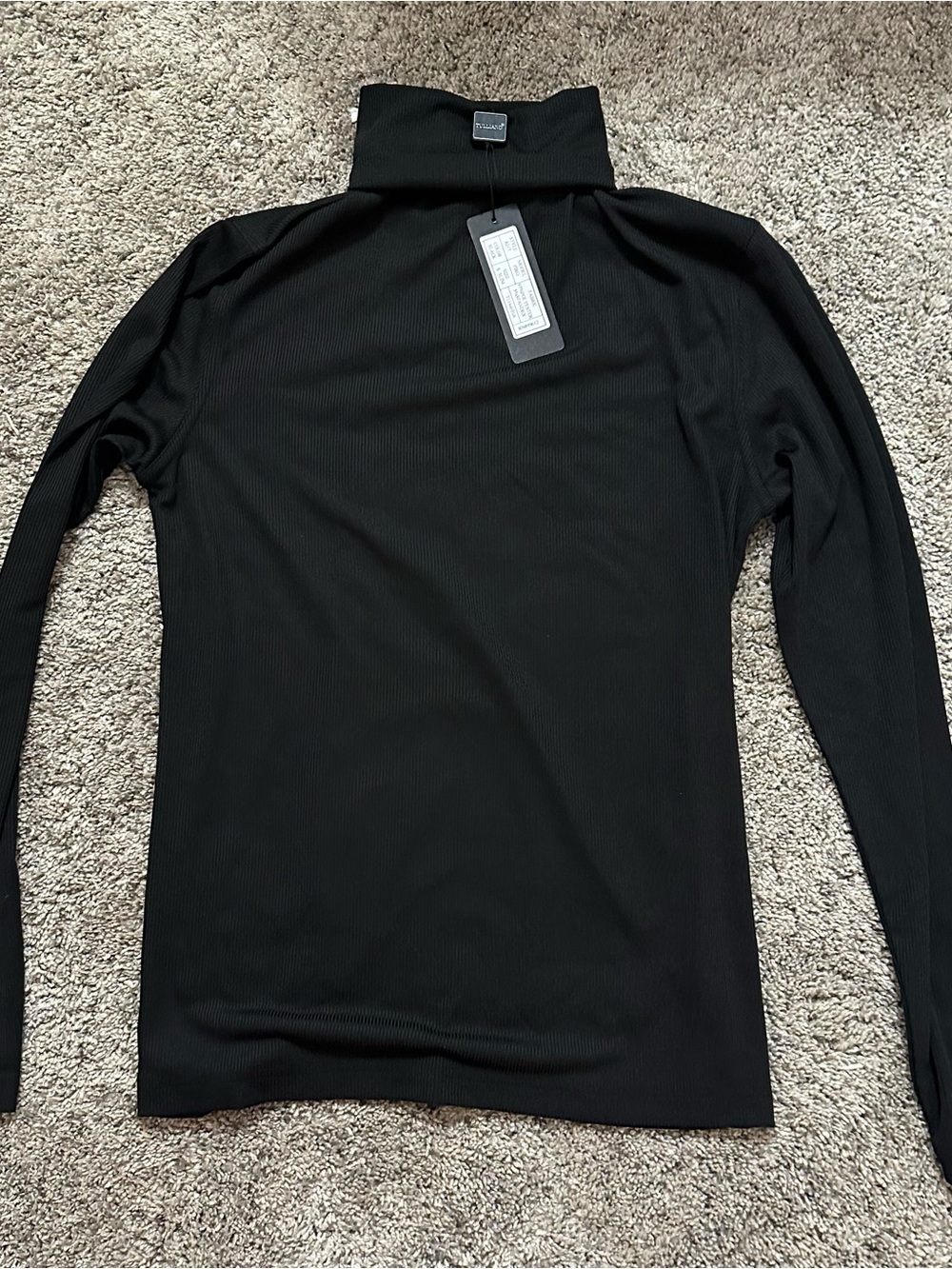 Sleek Black Ribbed Turtleneck Long Sleeve Top